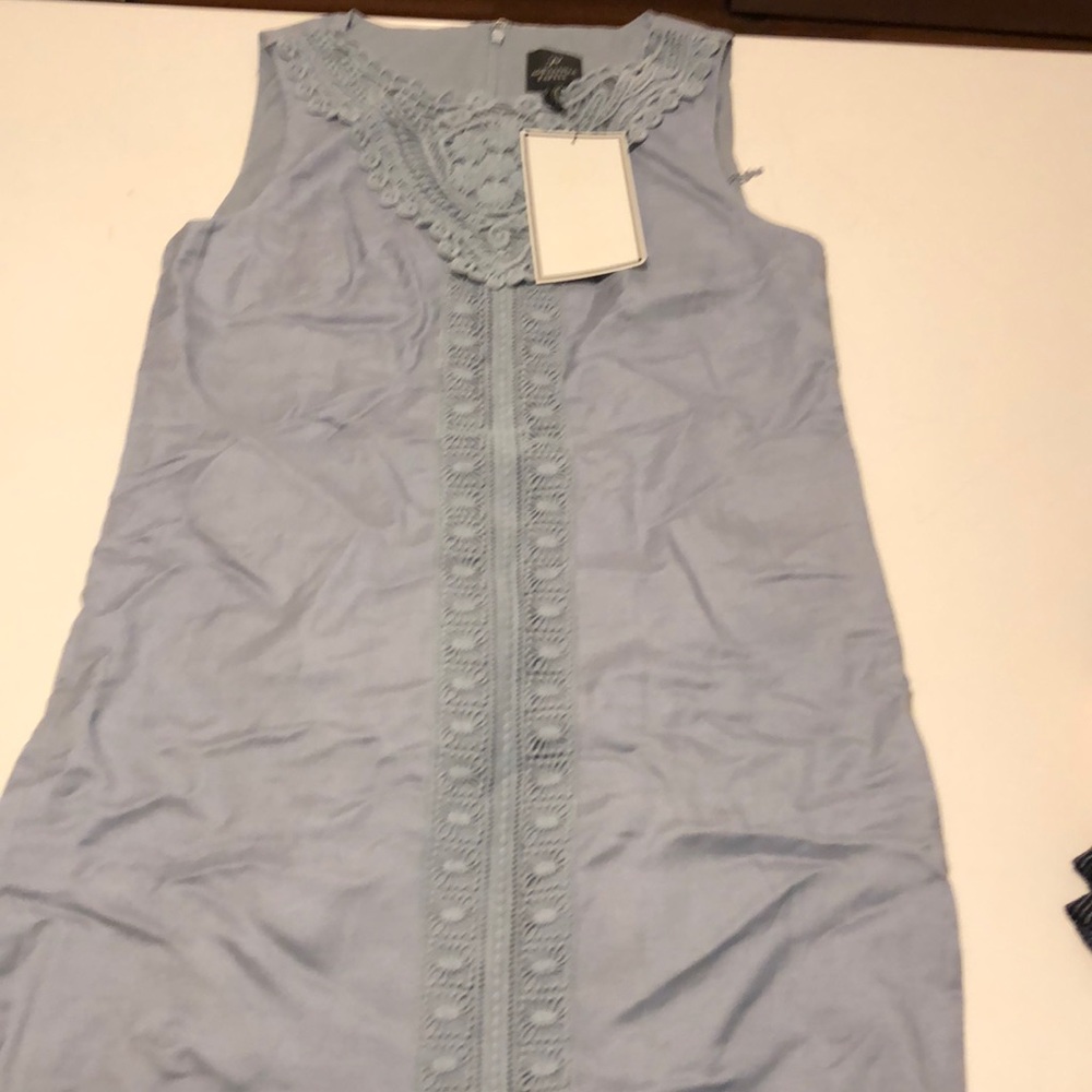 BRAND NEW no sleeve short dress